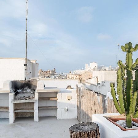 Mindelly Home By Comper With Terrace & Netflix Ostuni Kültér fotó