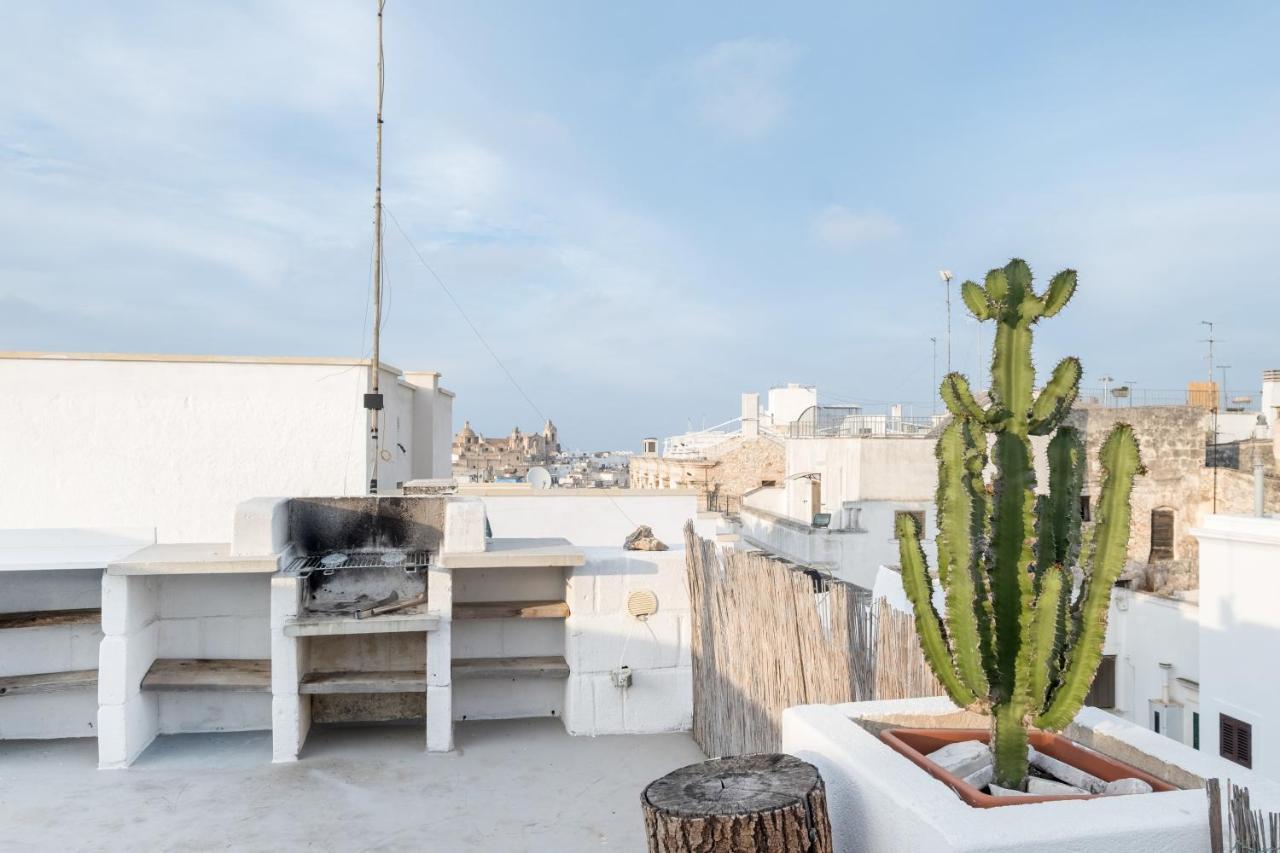 Mindelly Home By Comper With Terrace & Netflix Ostuni Kültér fotó