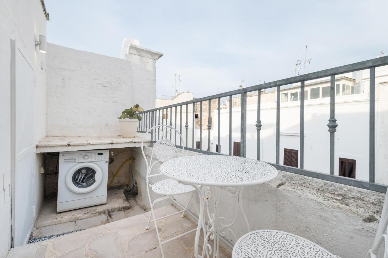 Mindelly Home By Comper With Terrace & Netflix Ostuni Kültér fotó